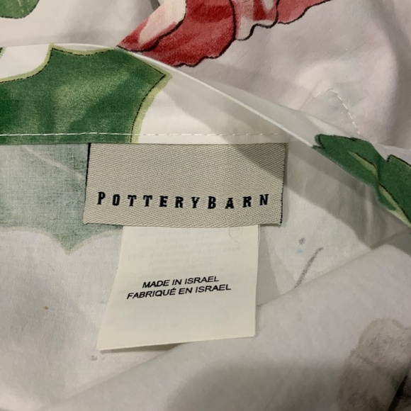 Pottery Barn Queen Duvet & Shams - Picture 2 of 8